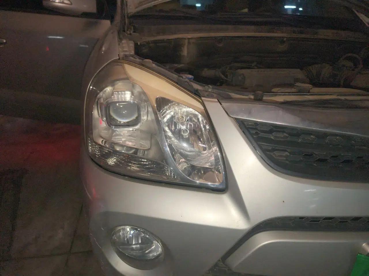 Hyundai Tucson 2013 2.0L Automatic Two-Wheel Drive Comfort Version — миниатюра 7