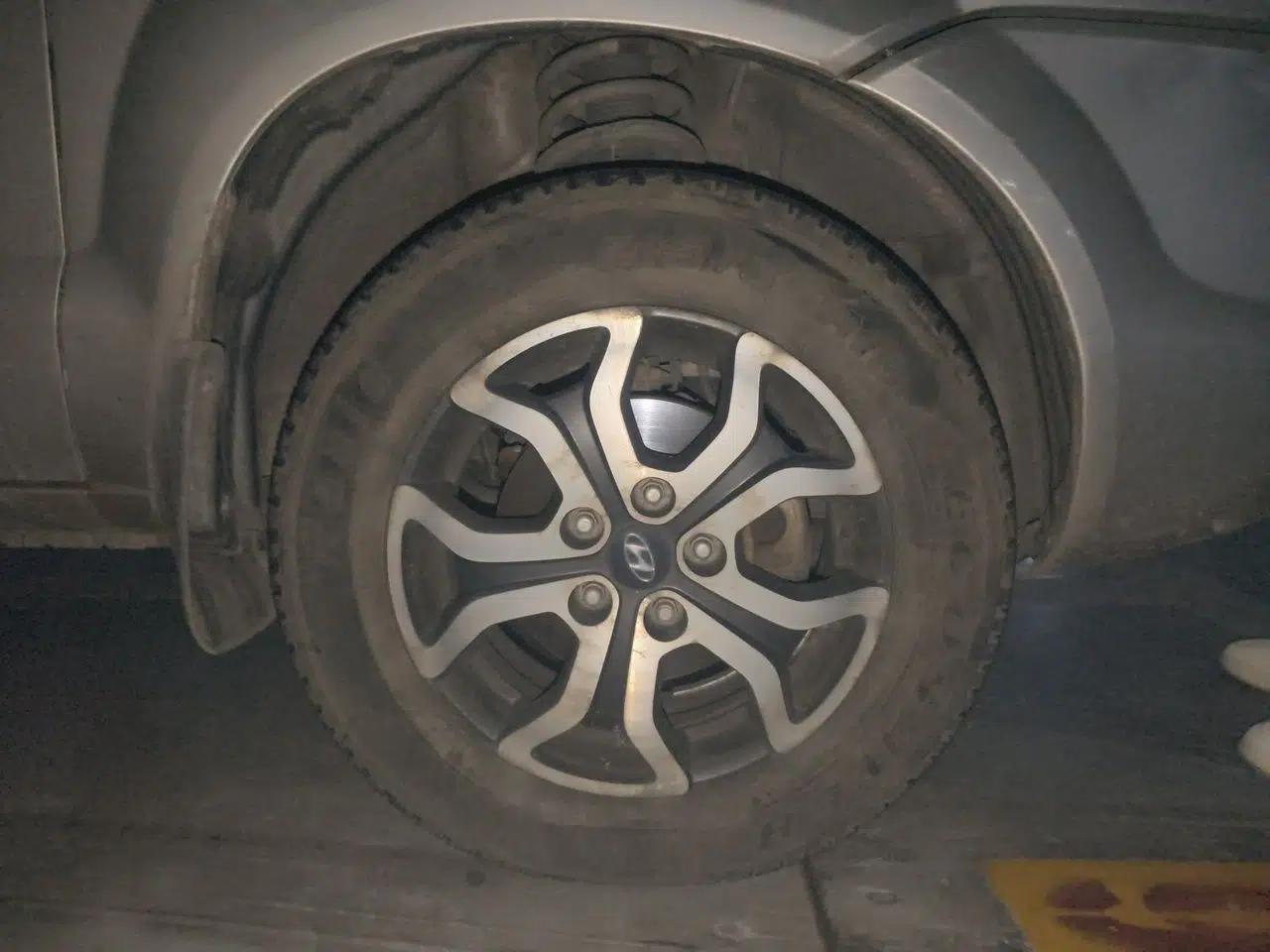 Hyundai Tucson 2013 2.0L Automatic Two-Wheel Drive Comfort Version — миниатюра 8