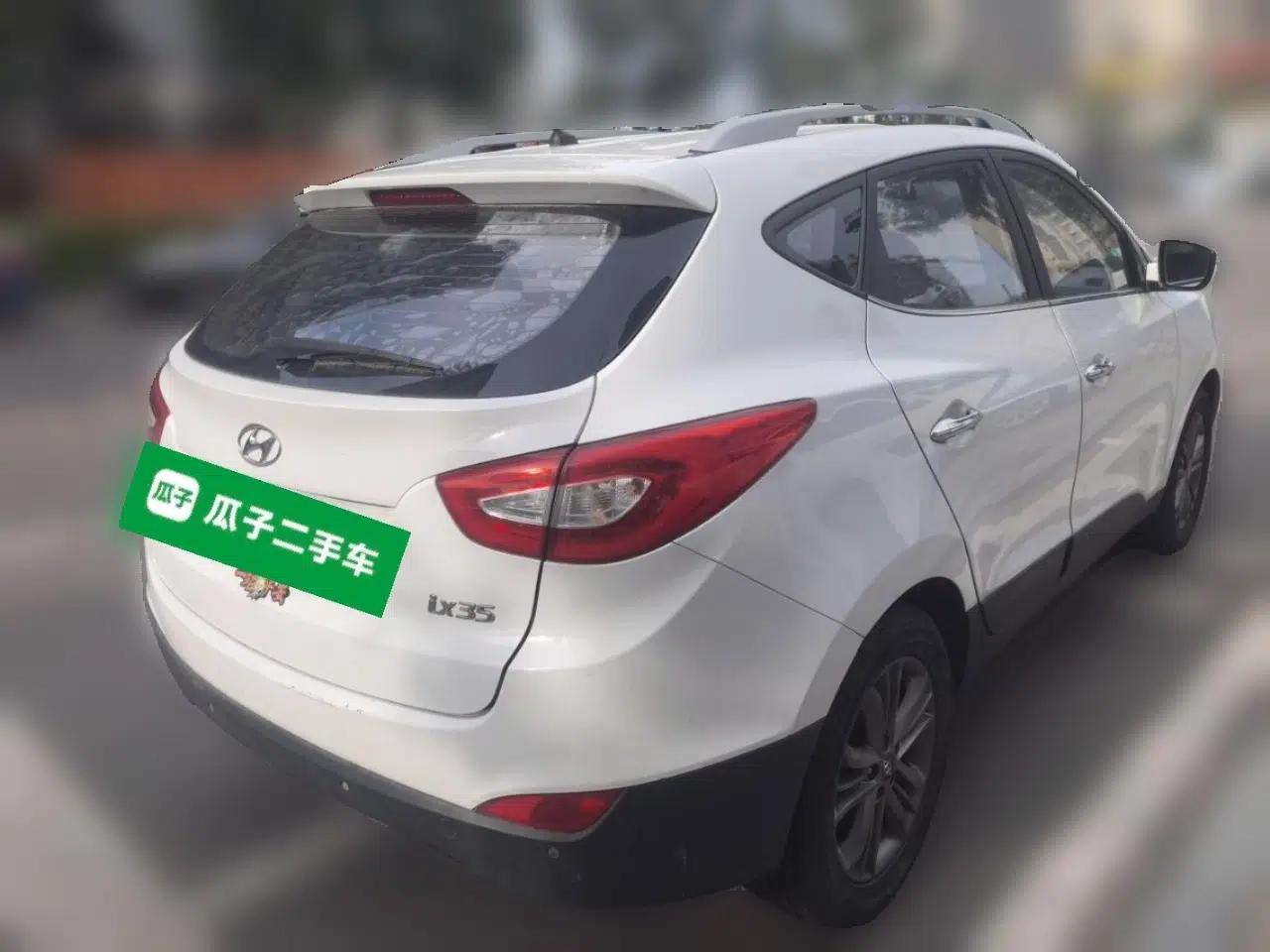 Hyundai ix35 2015 2.0L Automatic 2WD Smart Version China V Standard — миниатюра 6