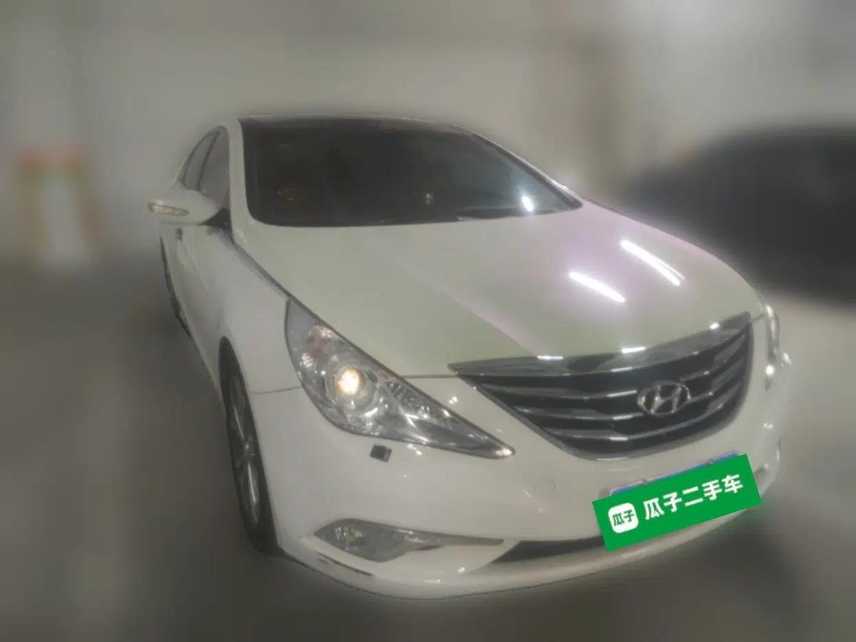 Hyundai Sonata 2013 2.4L Automatic Top-Grade Version China IV Standard — миниатюра 3