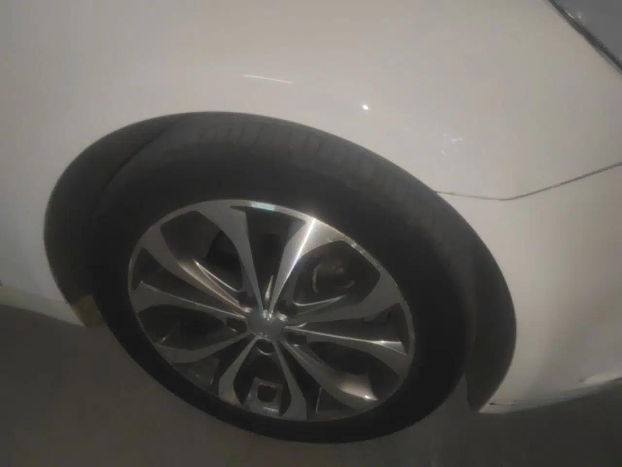Hyundai Sonata 2013 2.4L Automatic Top-Grade Version China IV Standard — миниатюра 8