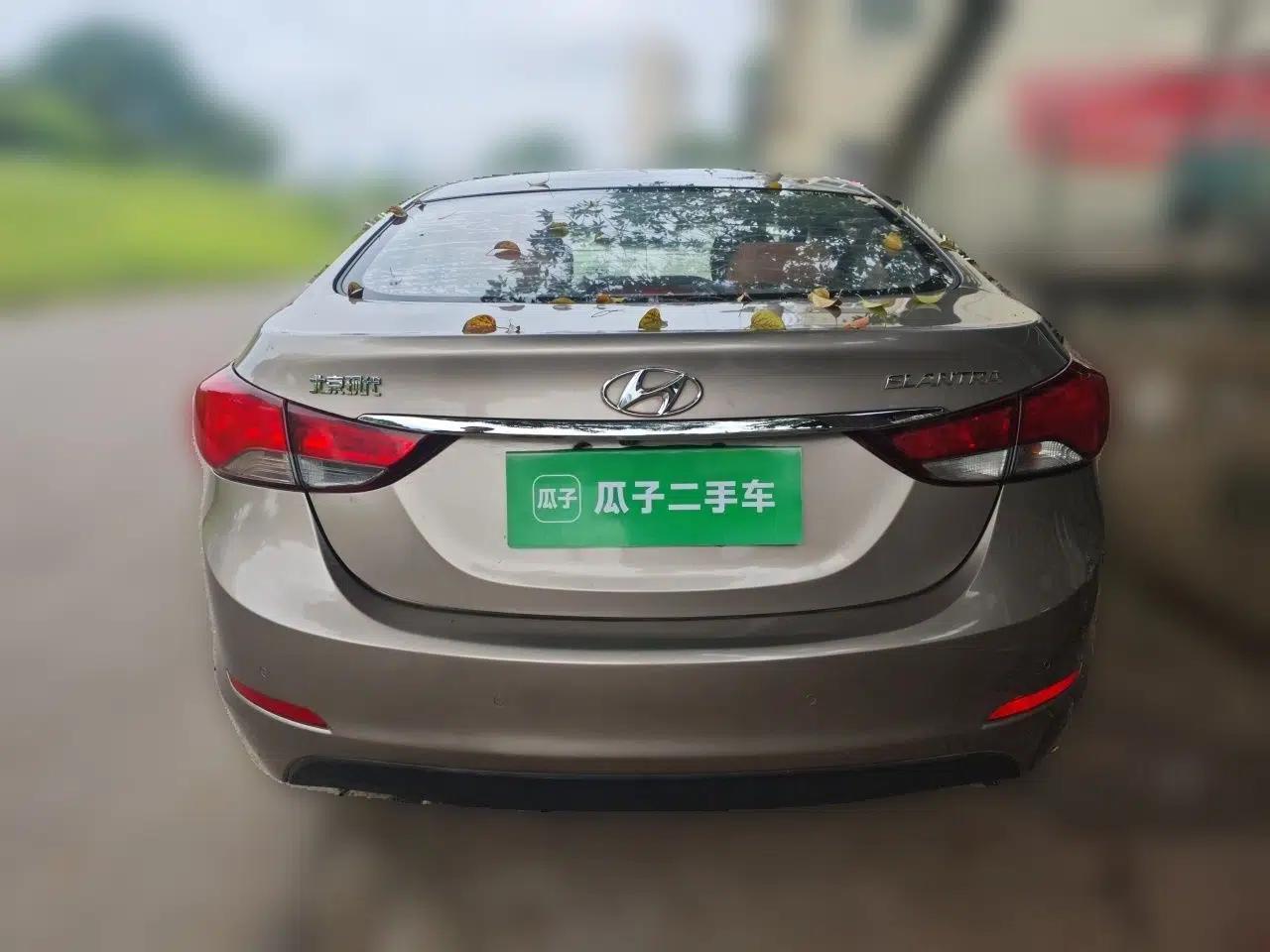 Hyundai Elantra (5th Generation / Langdong) 2015 1.6L Automatic Leading Model — миниатюра 5