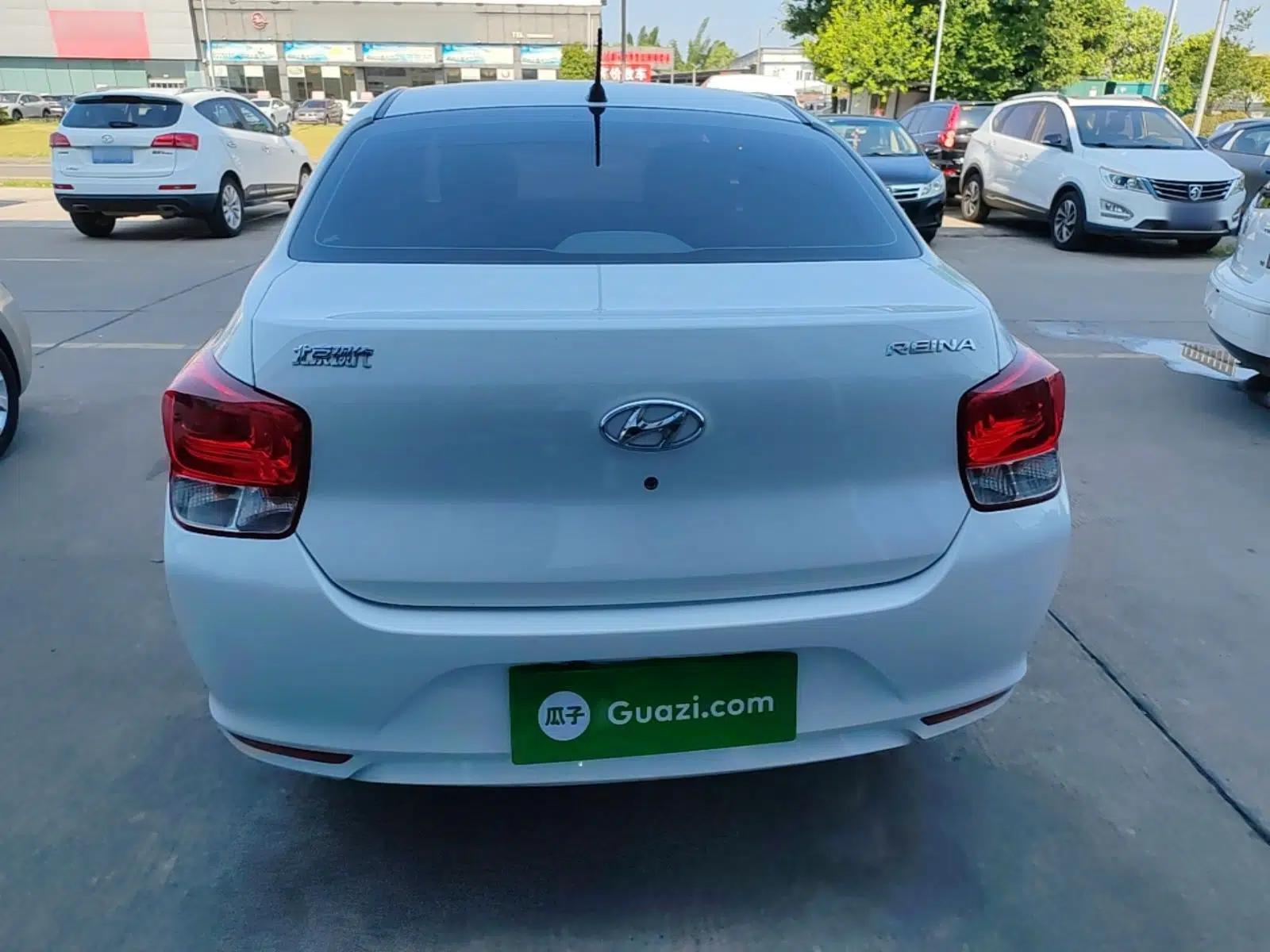 Hyundai Verna (older generation) 2020 1.4L Manual GL Refreshed Edition — миниатюра 5
