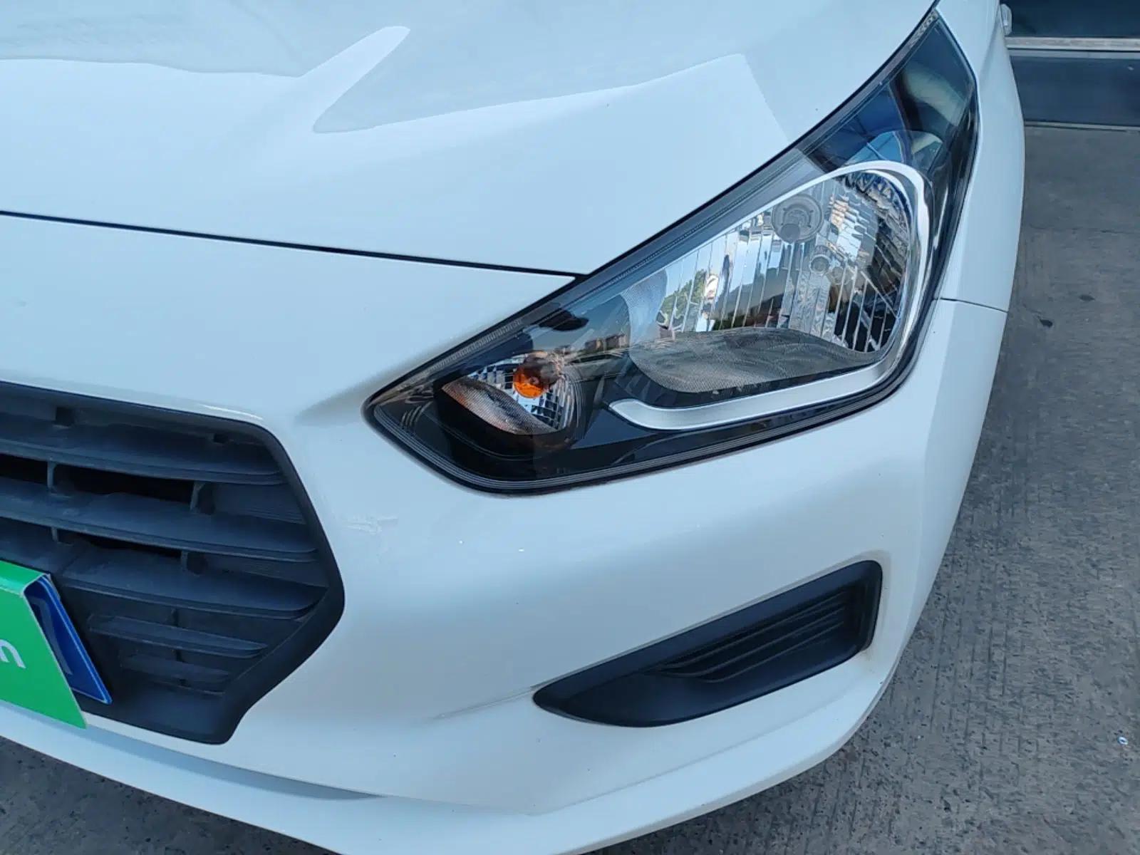 Hyundai Verna (older generation) 2020 1.4L Manual GL Refreshed Edition — миниатюра 8