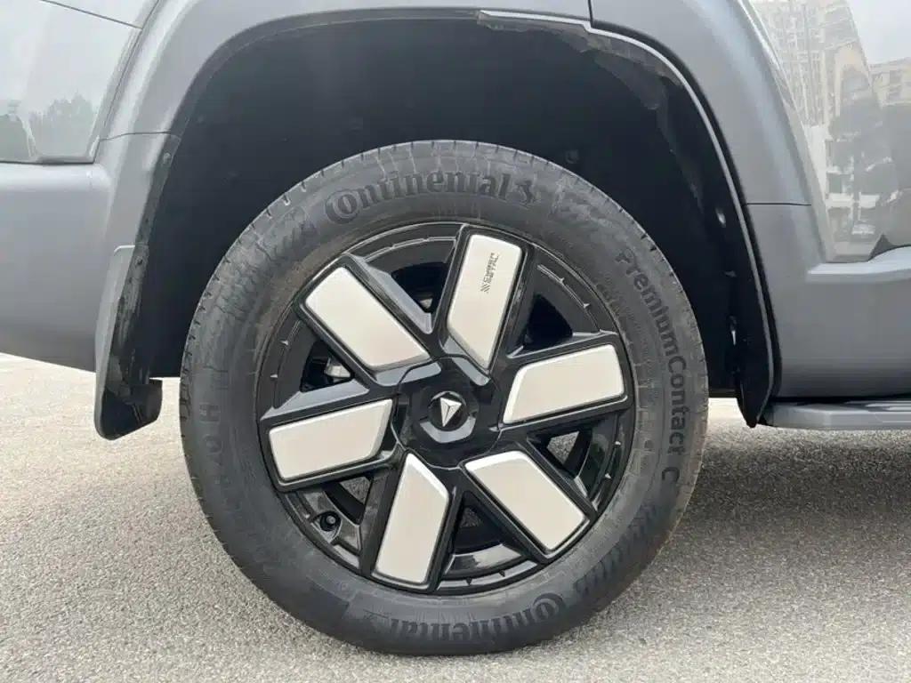 Dark Blue G318 2024 Model, 4WD Air Suspension Version — миниатюра 18