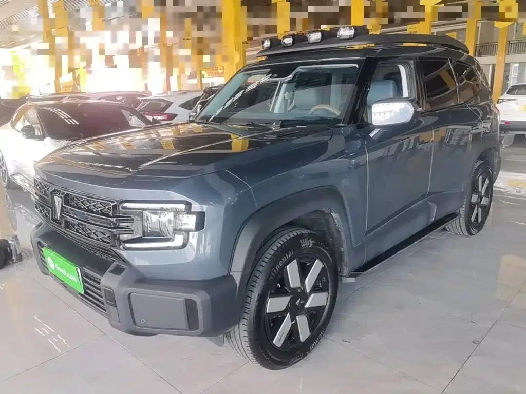 Dark Blue G318 2024 Model, 4WD Air Suspension Version — миниатюра 1