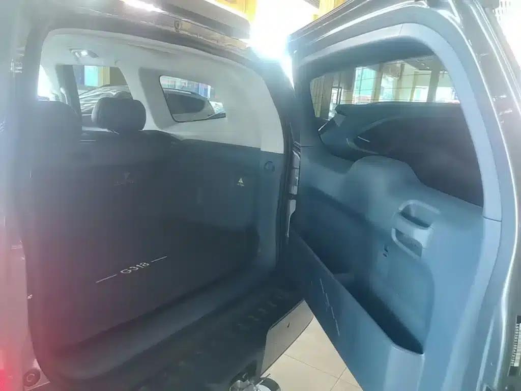 Dark Blue G318 2024 Model, 4WD Air Suspension Version — миниатюра 19