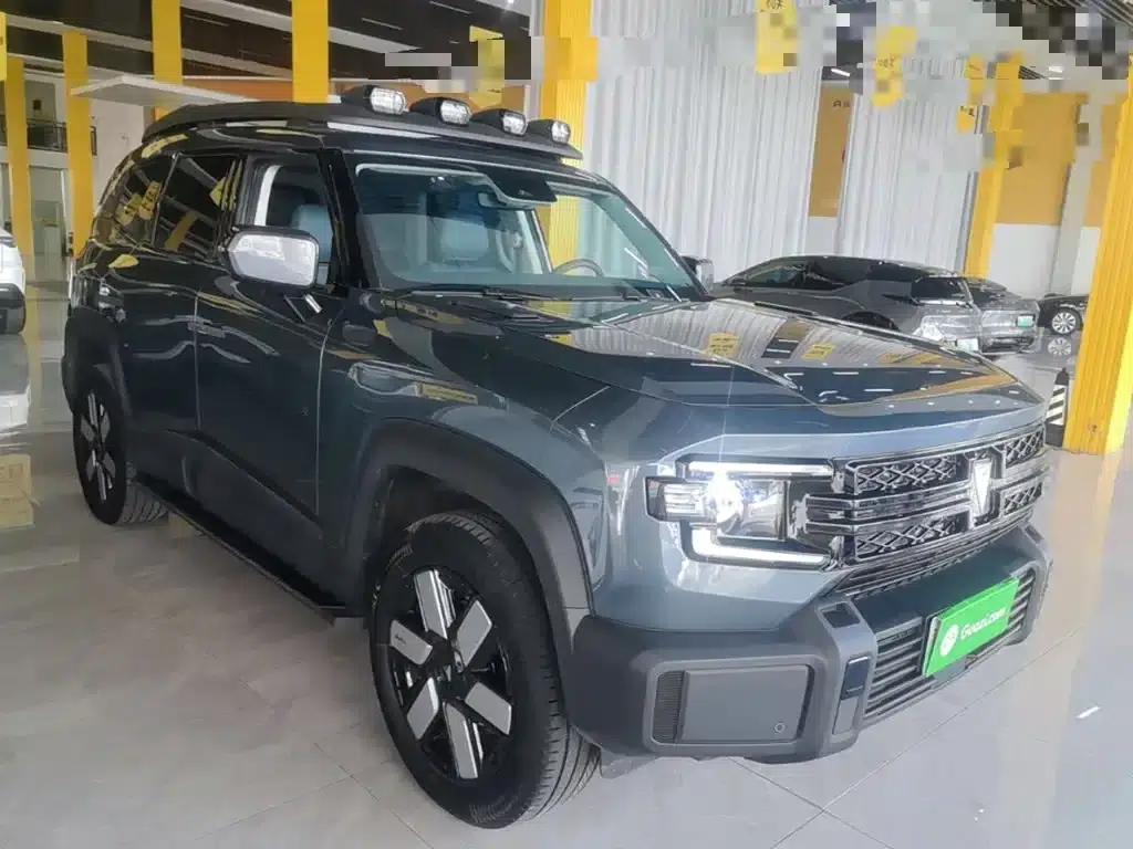 Dark Blue G318 2024 Model, 4WD Air Suspension Version — миниатюра 4