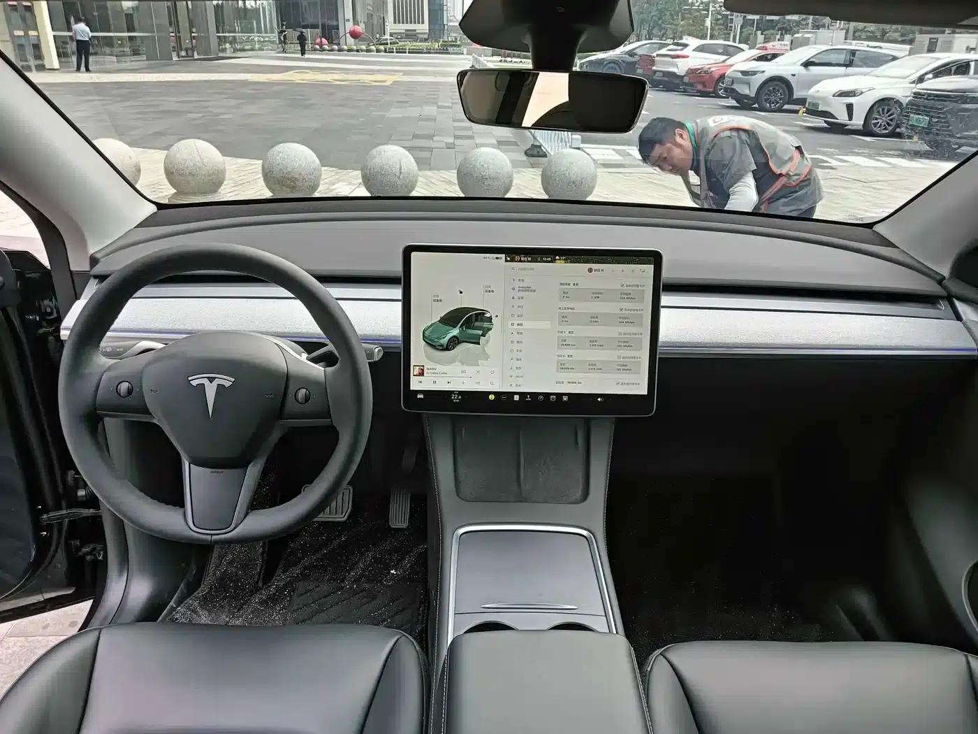 Model Y 2024 Rear-Wheel Drive — миниатюра 8