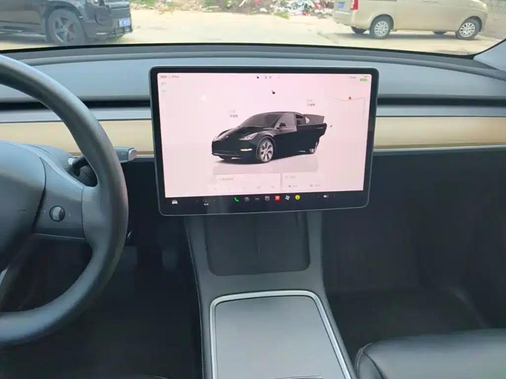 Model Y 2022 Facelift Rear-Wheel Drive Version — миниатюра 13