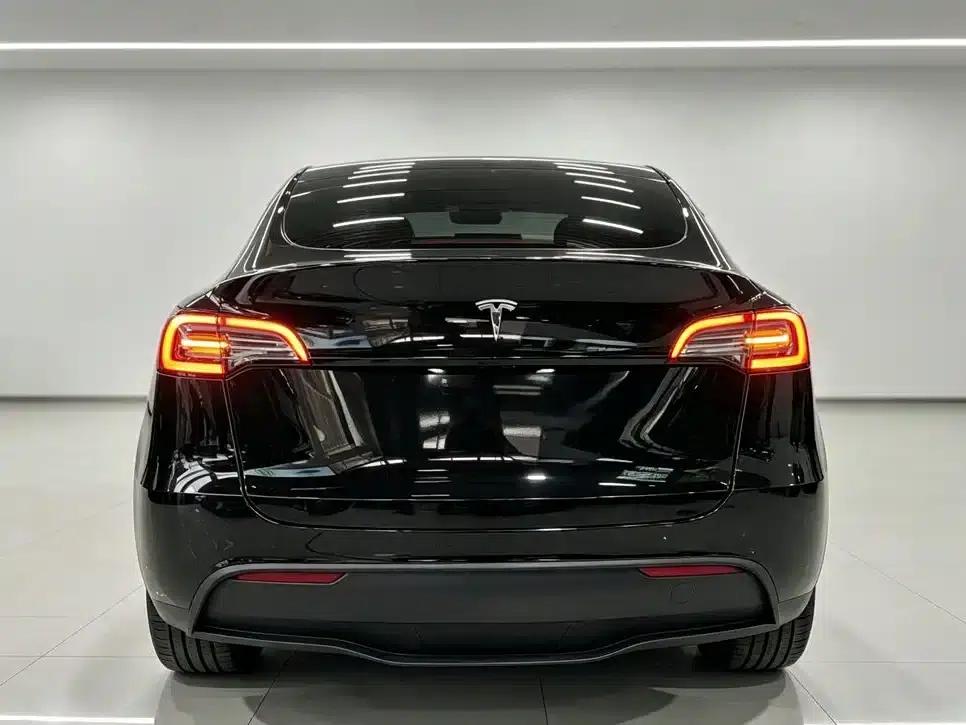 Model Y 2022 Facelift Rear-Wheel Drive Version — миниатюра 5
