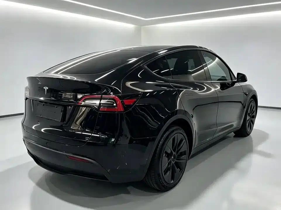 Model Y 2022 Facelift Rear-Wheel Drive Version — миниатюра 6