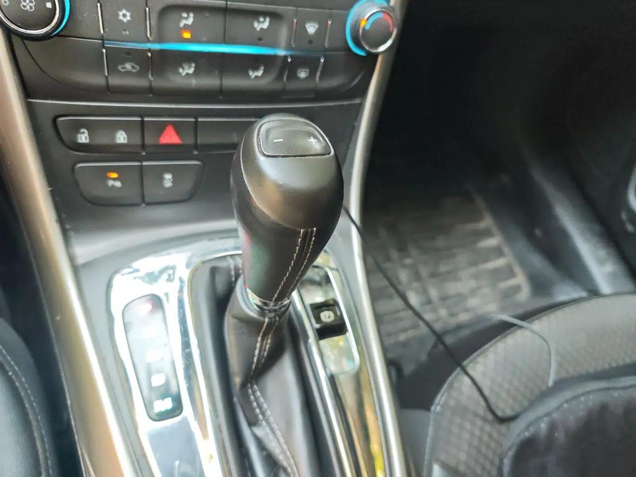 Chevrolet Malibu 2014 1.6T Automatic Comfort Edition — миниатюра 14