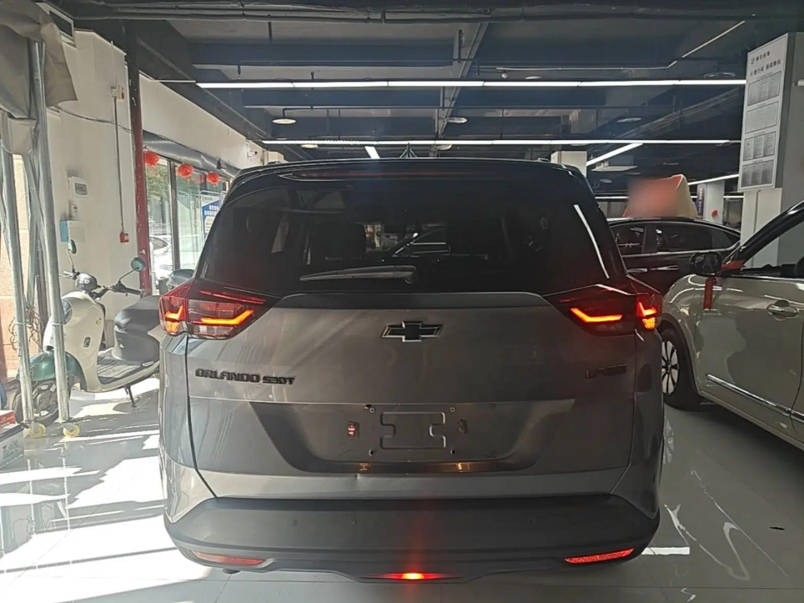 Chevrolet Orlando 2020 Light Hybrid Redline 530T Automatic Enjoyment Edition (5+2 Models) — миниатюра 5