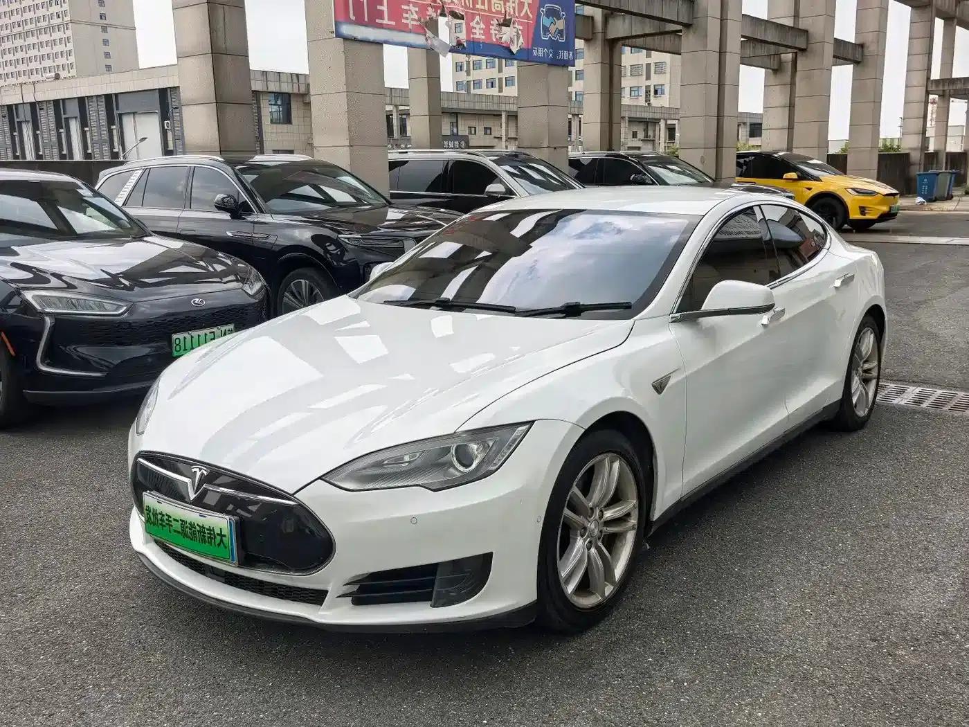 2015 Model S 85D — миниатюра 1
