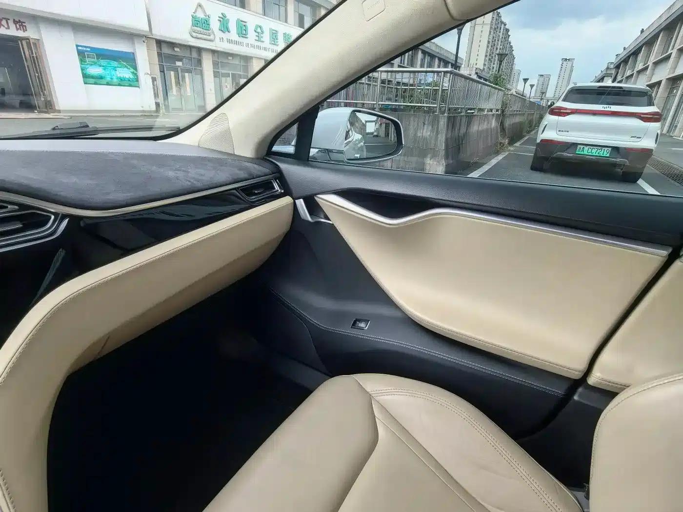 2015 Model S 85D — миниатюра 13