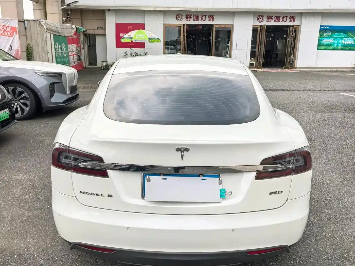 2015 Model S 85D — миниатюра 5