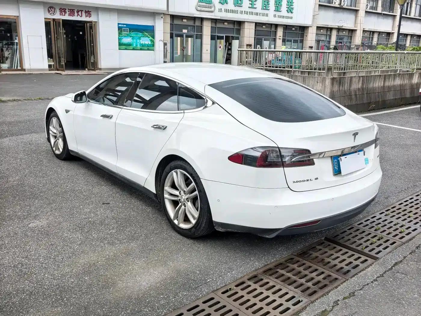 2015 Model S 85D — миниатюра 6