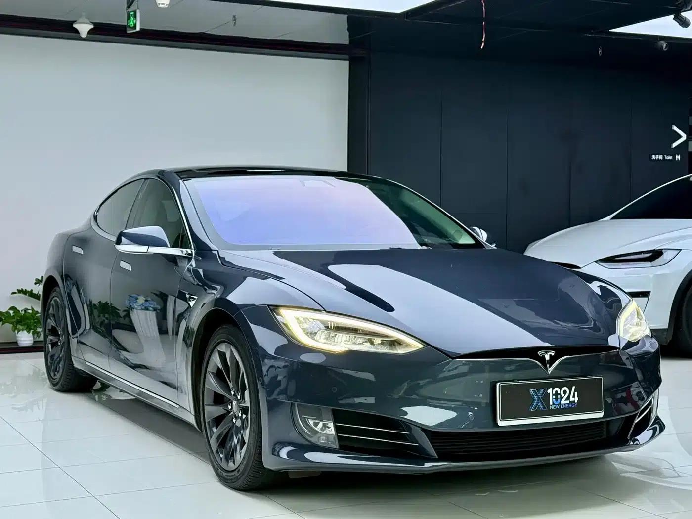 2017 Model S 100D Long Range — миниатюра 3