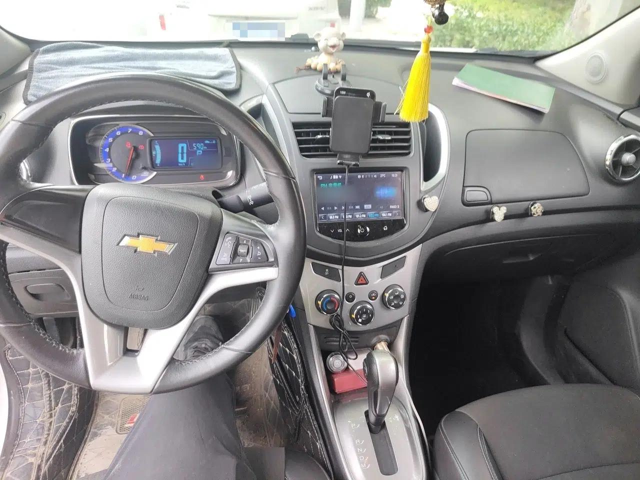 Chevrolet Trax 2014 1.4T Automatic Two-Wheel Drive Luxury Model — миниатюра 9