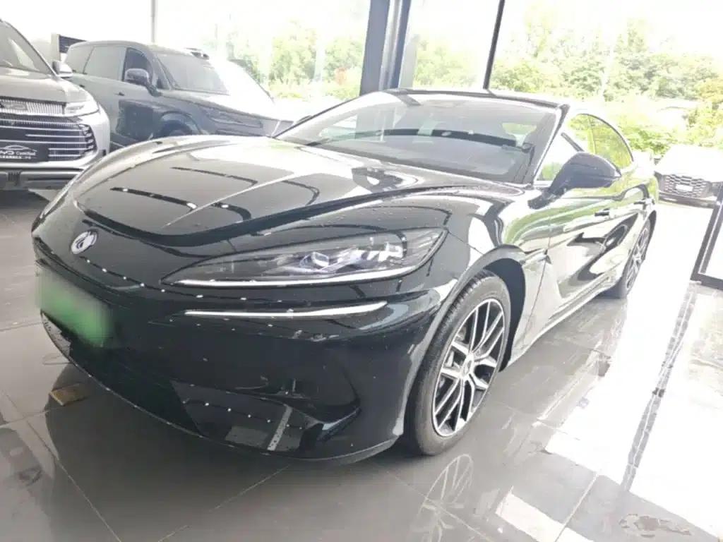Denza Z9 2024 Model 1100km AWD Max Edition — миниатюра 2