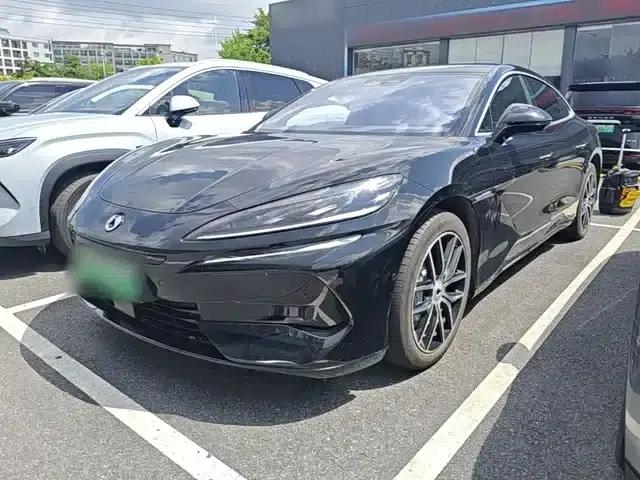 Denza Z9 2024 Model 1100km AWD Max Edition