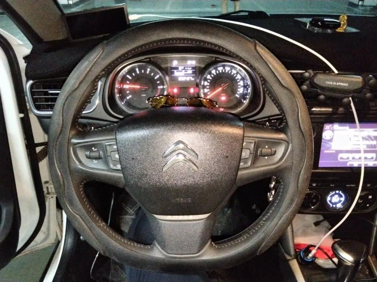Citroen C3-XR 2017 230THP Automatic Pioneer Model — миниатюра 10