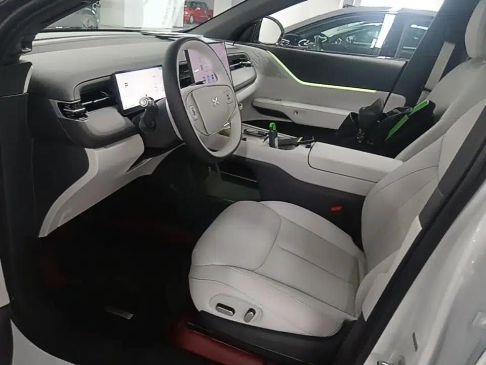 XPeng G6 2025 625 Long-Range Max Tech Edition — миниатюра 17