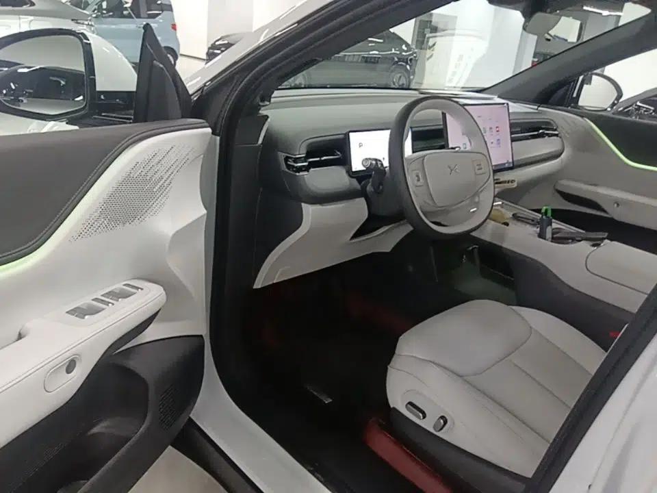 XPeng G6 2025 625 Long-Range Max Tech Edition — миниатюра 18