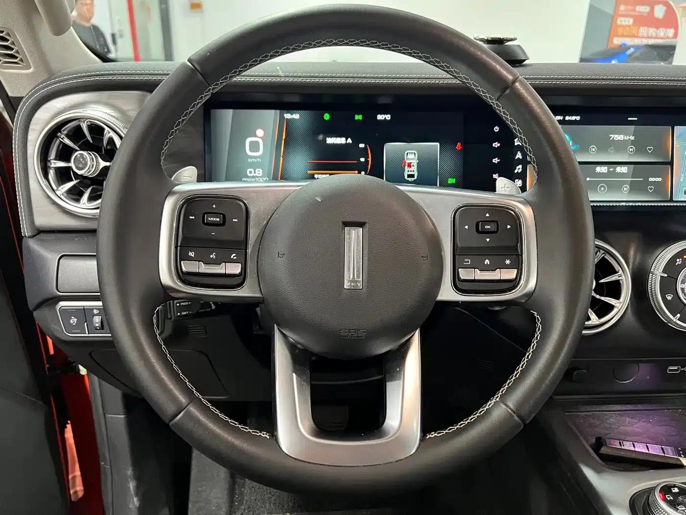 Tank 300 2021 Off-Road Edition 2.0T Challenger — миниатюра 8