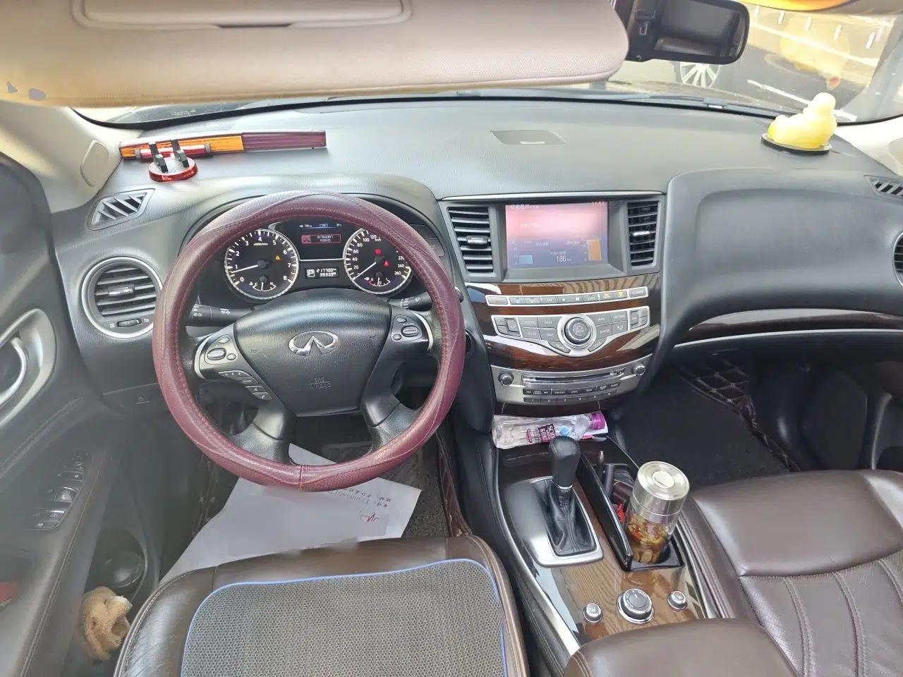 Infiniti JX 2013 JX35 Two-Wheel-Drive Excellence Edition — миниатюра 9