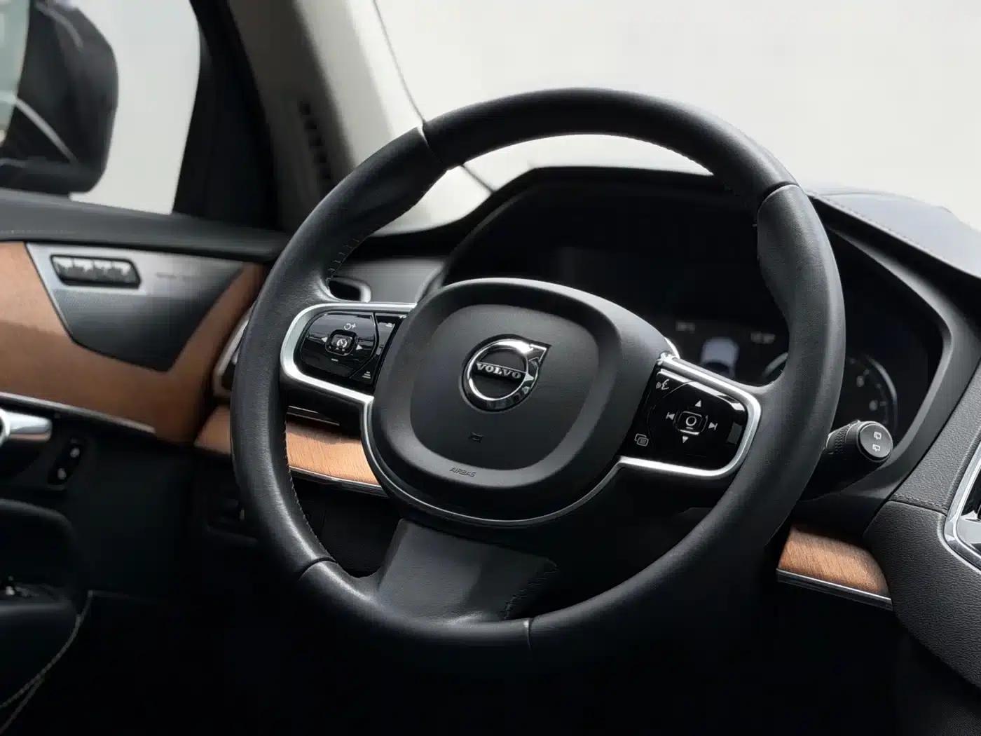 2019 Volvo XC90 T6 Smart Edition 7-seater (China V emission standard) — миниатюра 6