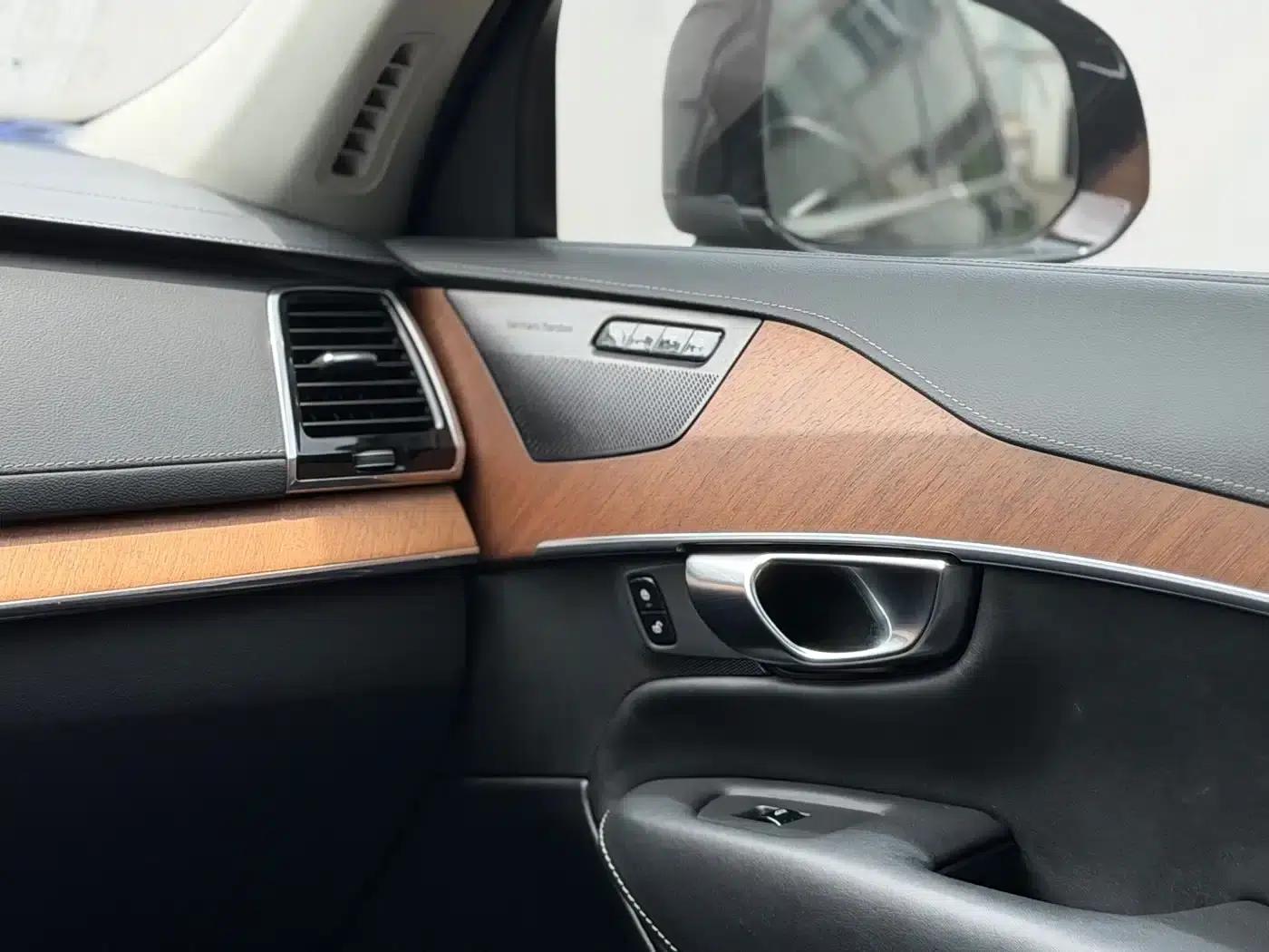 2019 Volvo XC90 T6 Smart Edition 7-seater (China V emission standard) — миниатюра 7