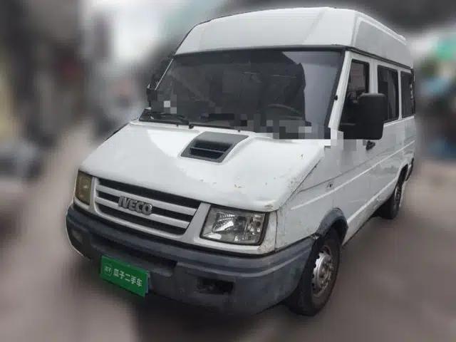 Iveco Daily 2012 2.5T-A35 Logistics Version 1 Low Roof