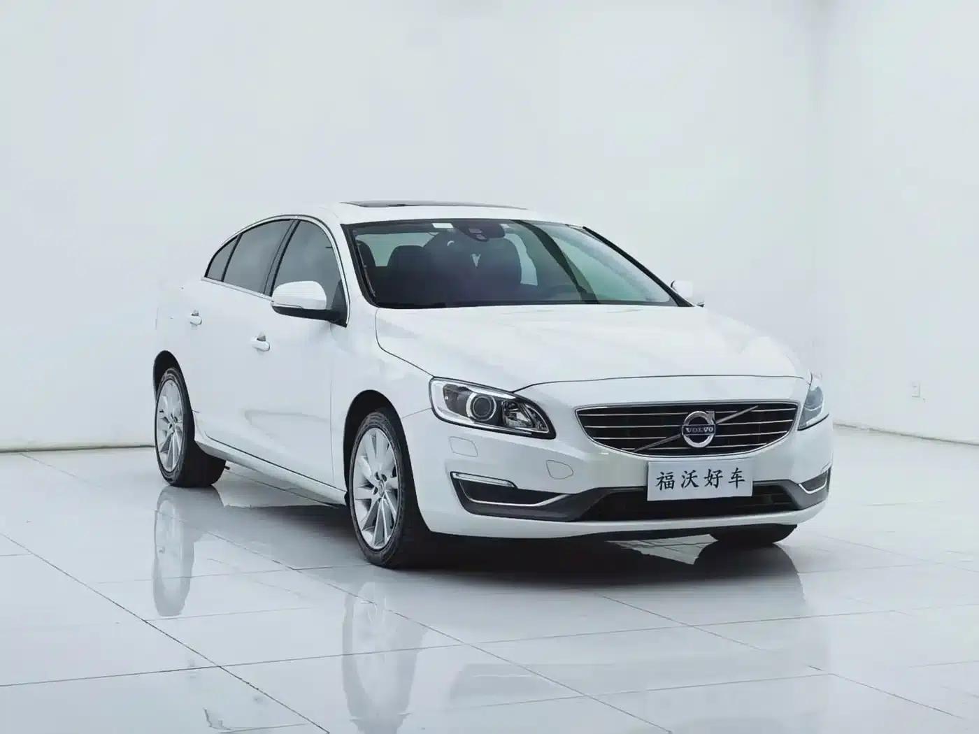 2015 Volvo S60 S60L 2.0T Smart Edition — миниатюра 3