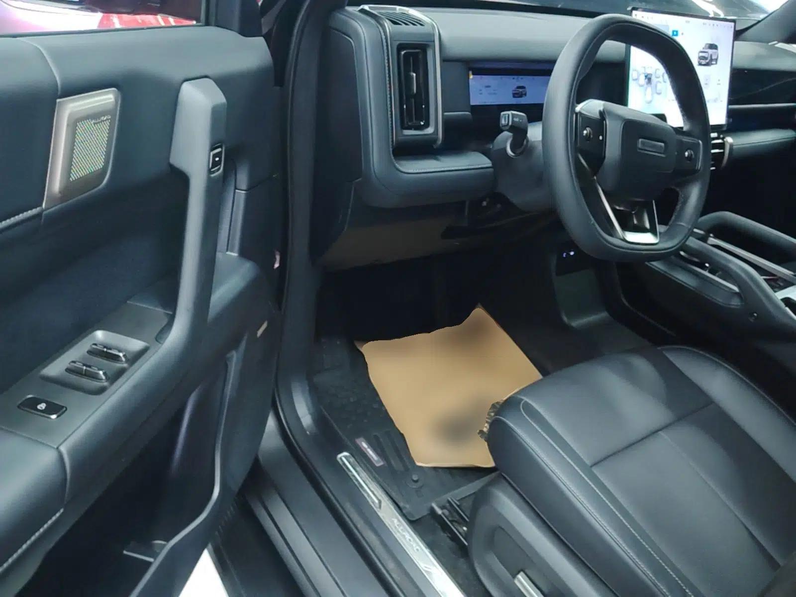 Chery Fengyun Fulwin X3 Plus 2025 Model 501 Four-Wheel Drive Smart Leading Edition — миниатюра 23