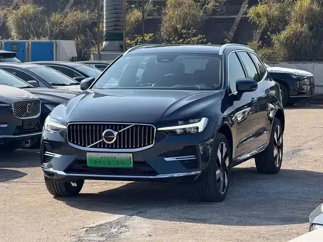 2025 Volvo XC60 Plug-in Hybrid, Long Range AWD Inscription Luxury Edition