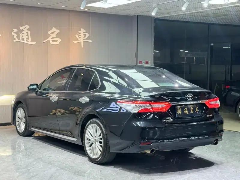 2018 Camry 2.5G Luxury Edition — миниатюра 4