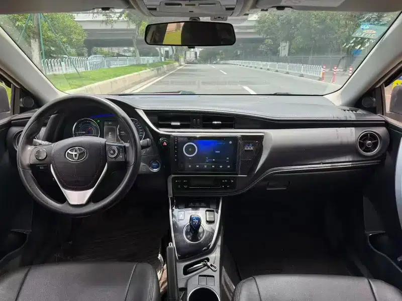 2017 Toyota Corolla Hybrid 1.8L E-CVT Leading Edition (National V Emission Standard) — миниатюра 5