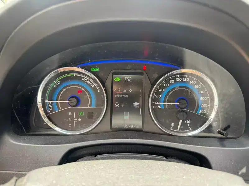 2017 Toyota Corolla Hybrid 1.8L E-CVT Leading Edition (National V Emission Standard) — миниатюра 7