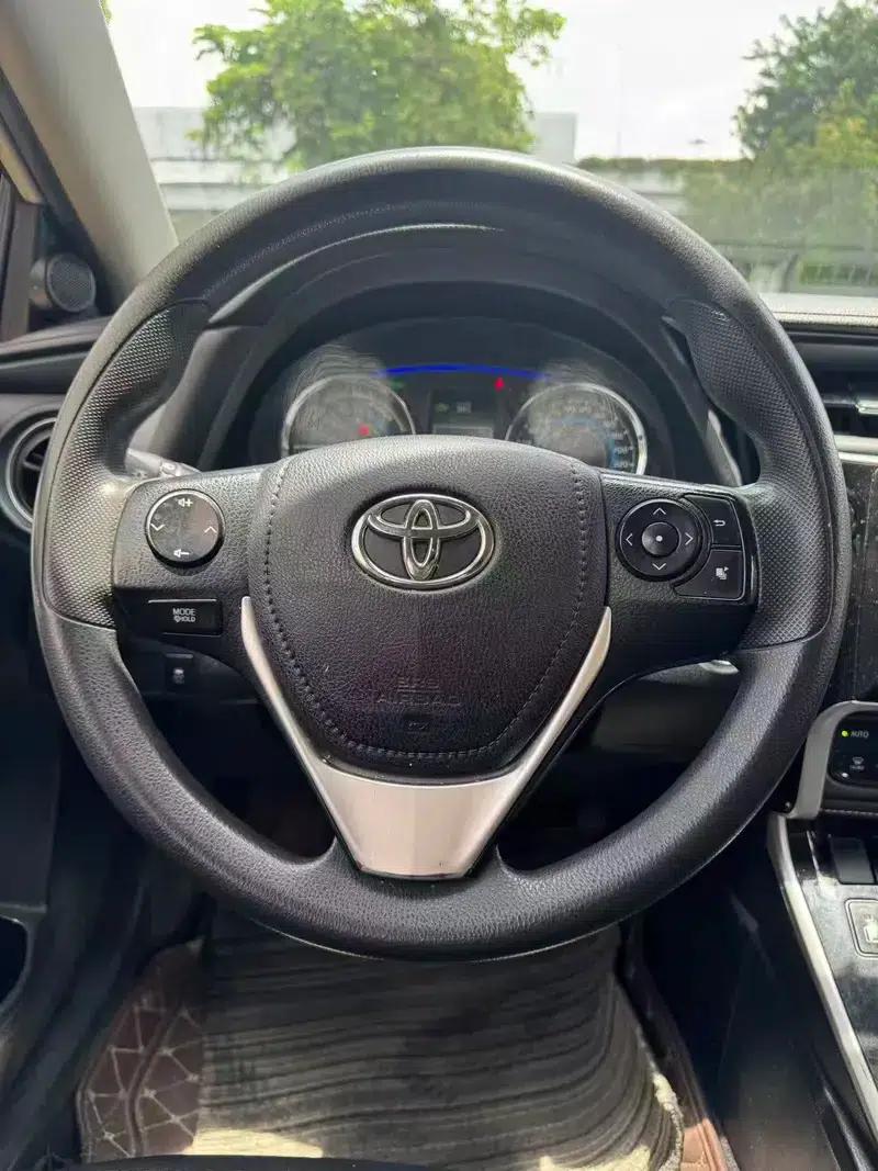 2017 Toyota Corolla Hybrid 1.8L E-CVT Leading Edition (National V Emission Standard) — миниатюра 8