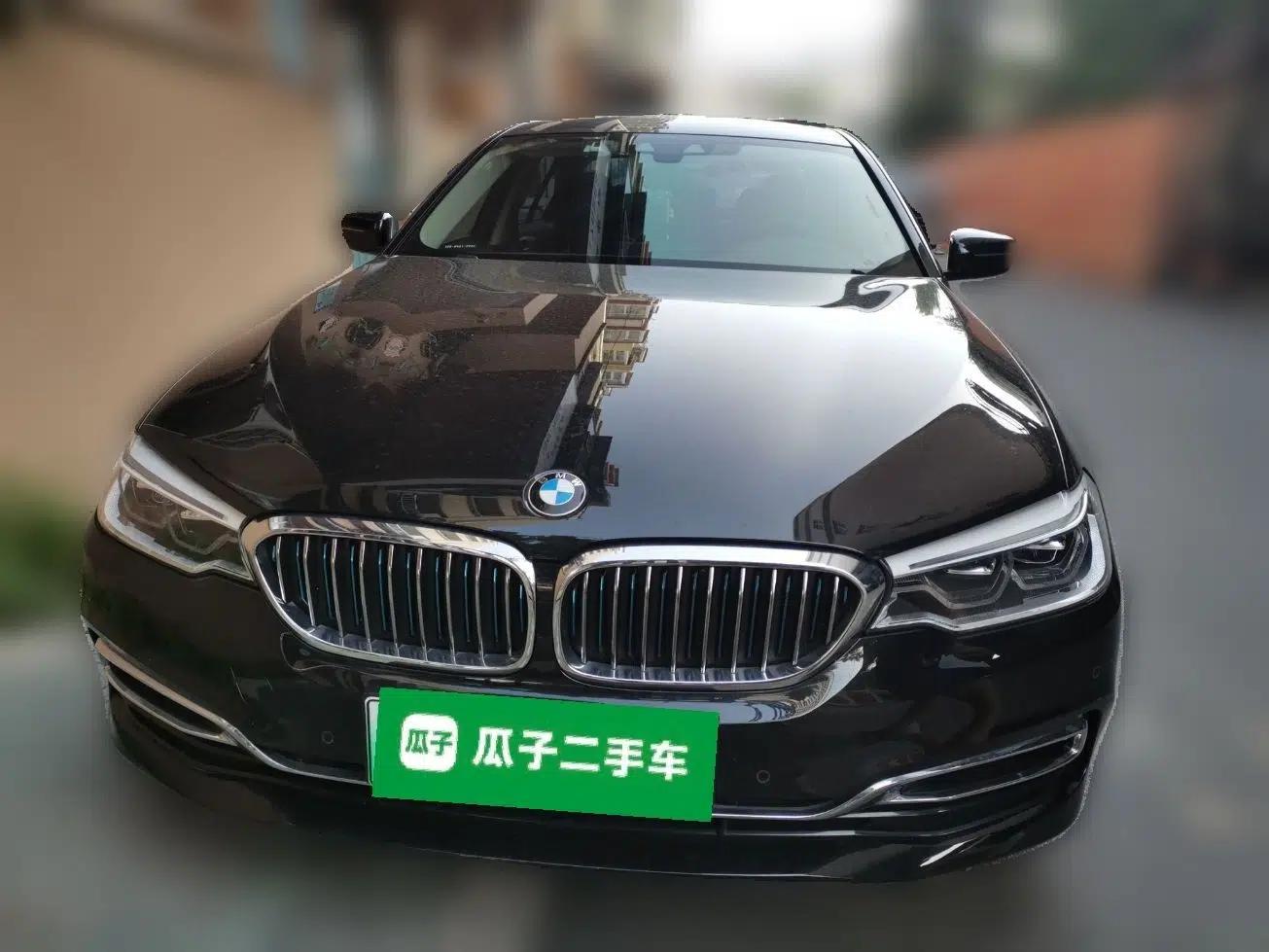 BMW 5 Series New Energy 2019 530Le Luxury Package — миниатюра 2