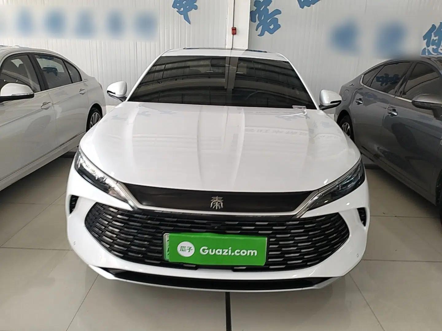 BYD Qin L 2024 DM-i 120KM Excellence Model — миниатюра 2