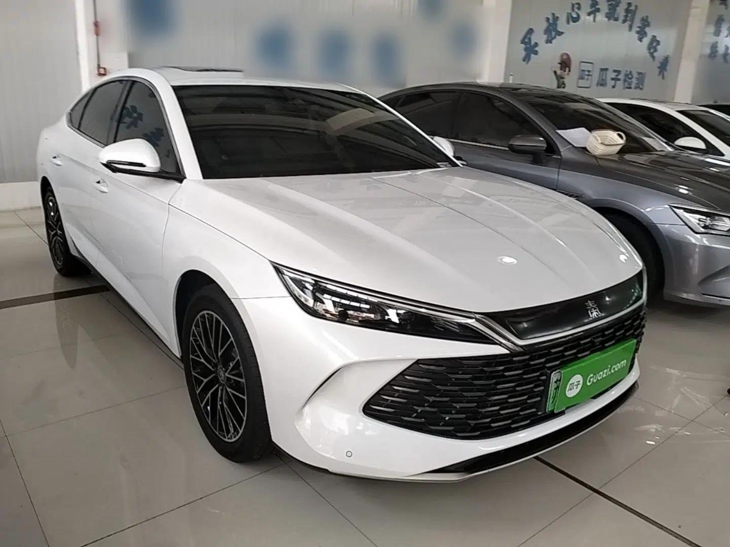 BYD Qin L 2024 DM-i 120KM Excellence Model — миниатюра 3