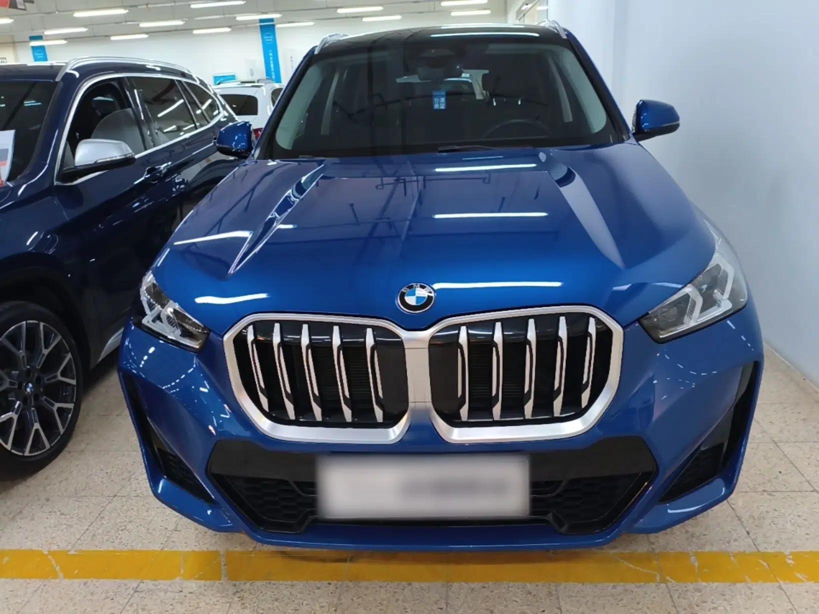 BMW X1 2023 sDrive25Li M Sport Package — миниатюра 2