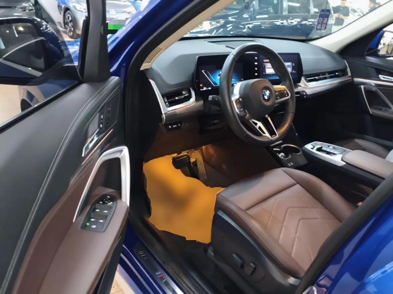 BMW X1 2023 sDrive25Li M Sport Package — миниатюра 18