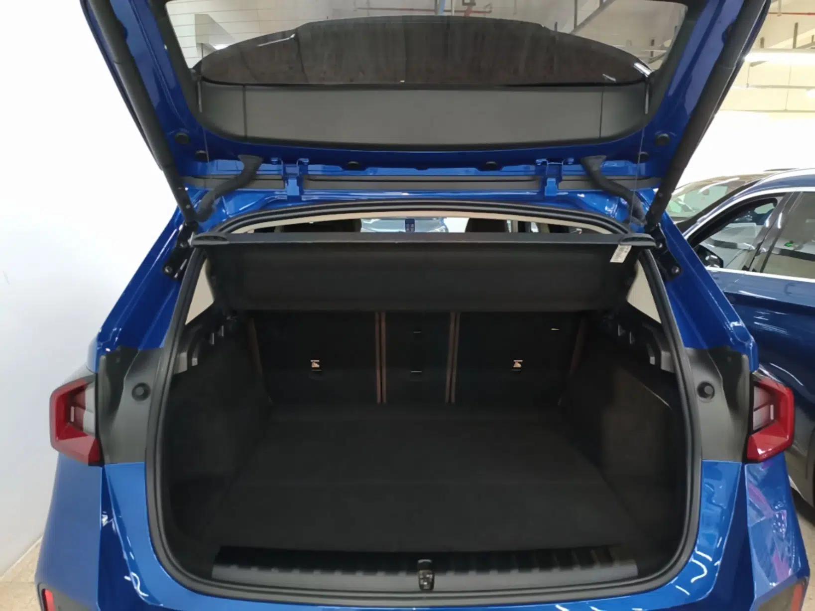 BMW X1 2023 sDrive25Li M Sport Package — миниатюра 22