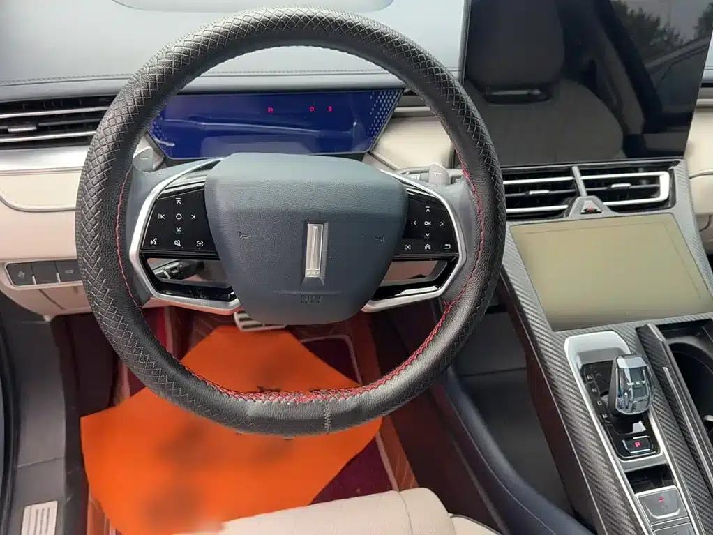 Wey brand Mocha 2021 2.0T 4WD Special Edition — миниатюра 4