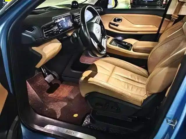 NIO ES8 2018 Founder Edition — миниатюра 3