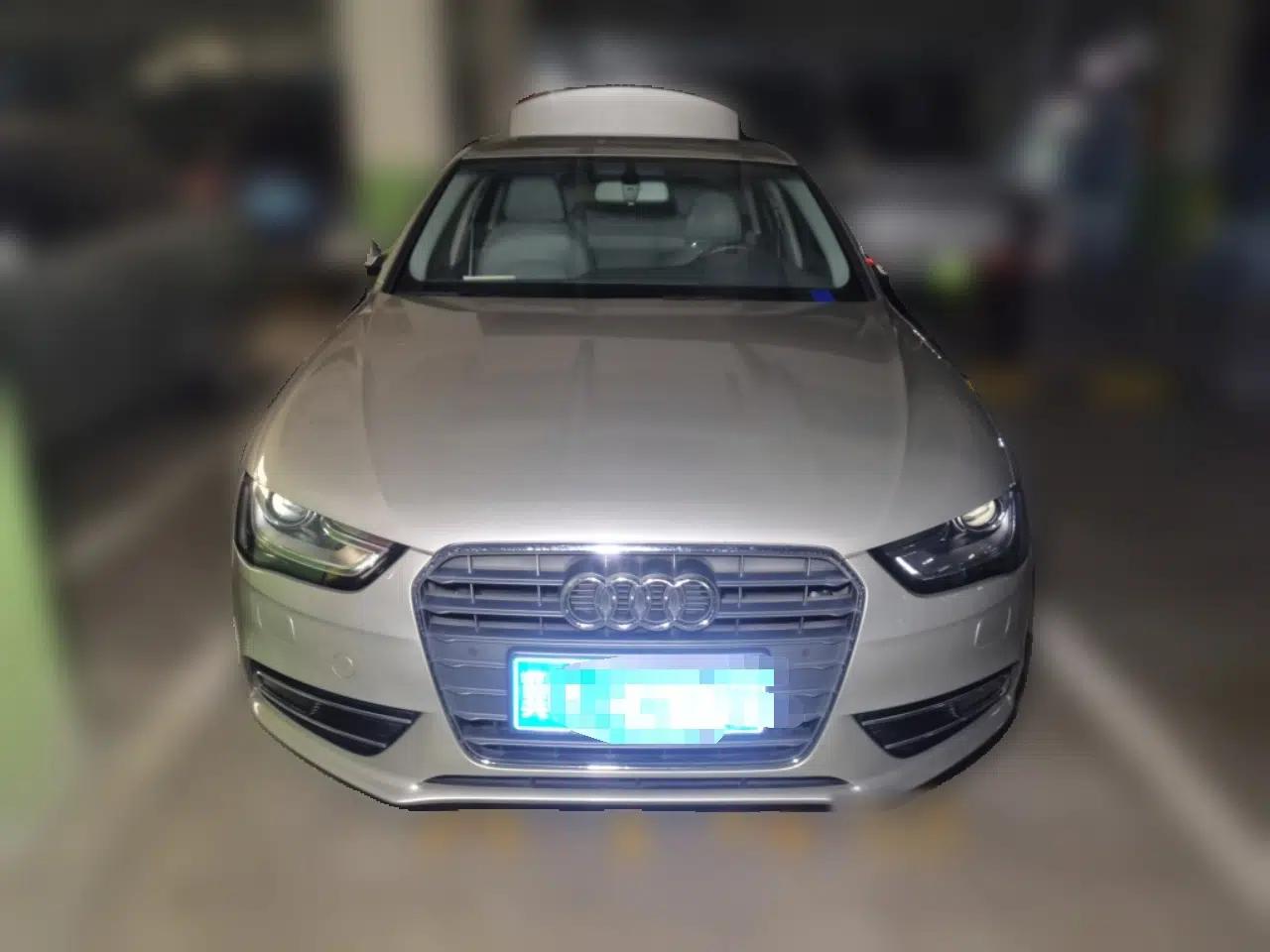 Audi A4L 2015 35 TFSI Automatic Comfort Model — миниатюра 2